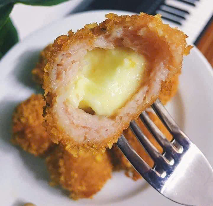 Nem chua nhân phomai (1 cái)